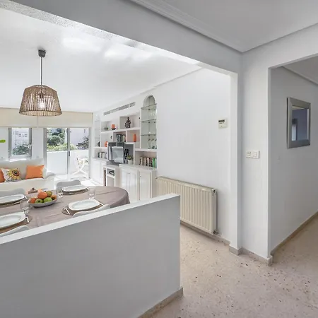 New Charming By The With Swimming Pool, Parking & Tennis Court Apartment *